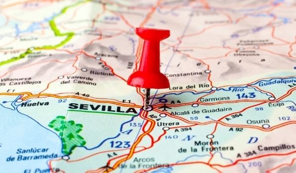 Descubrir Sevilla en coche.