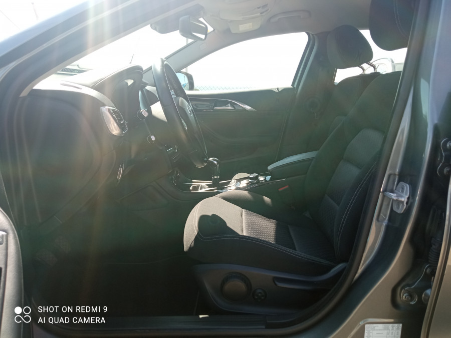 Imagen de Infiniti Q30