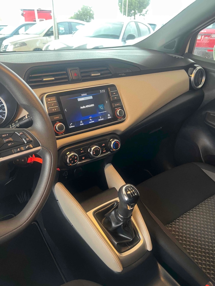 Imagen de NISSAN Micra