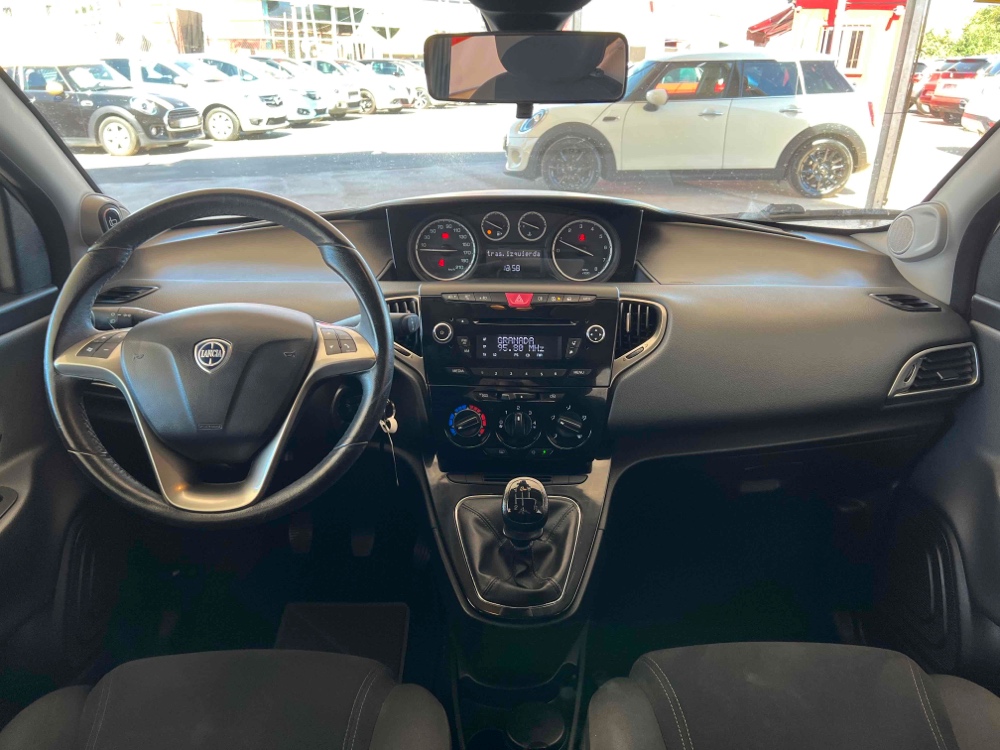 Imagen de Lancia Ypsilon Elefantino