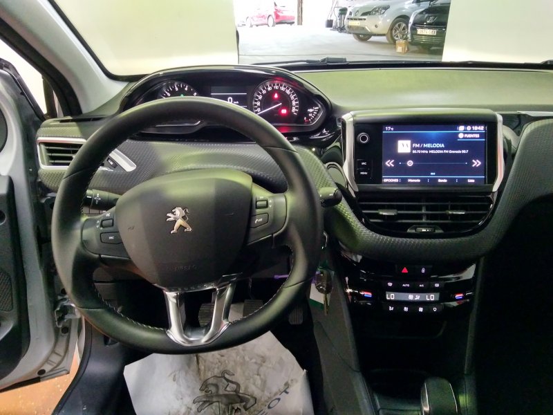 Imagen de Peugeot 208