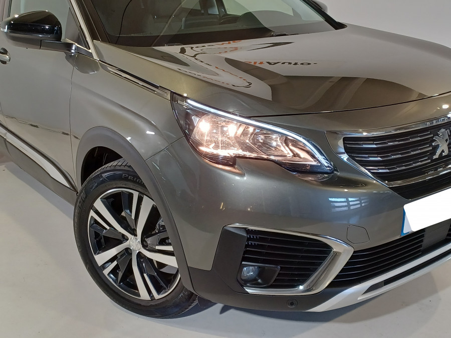 Imagen de Peugeot 5008