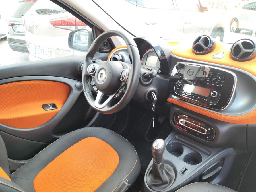 Imagen de smart forfour