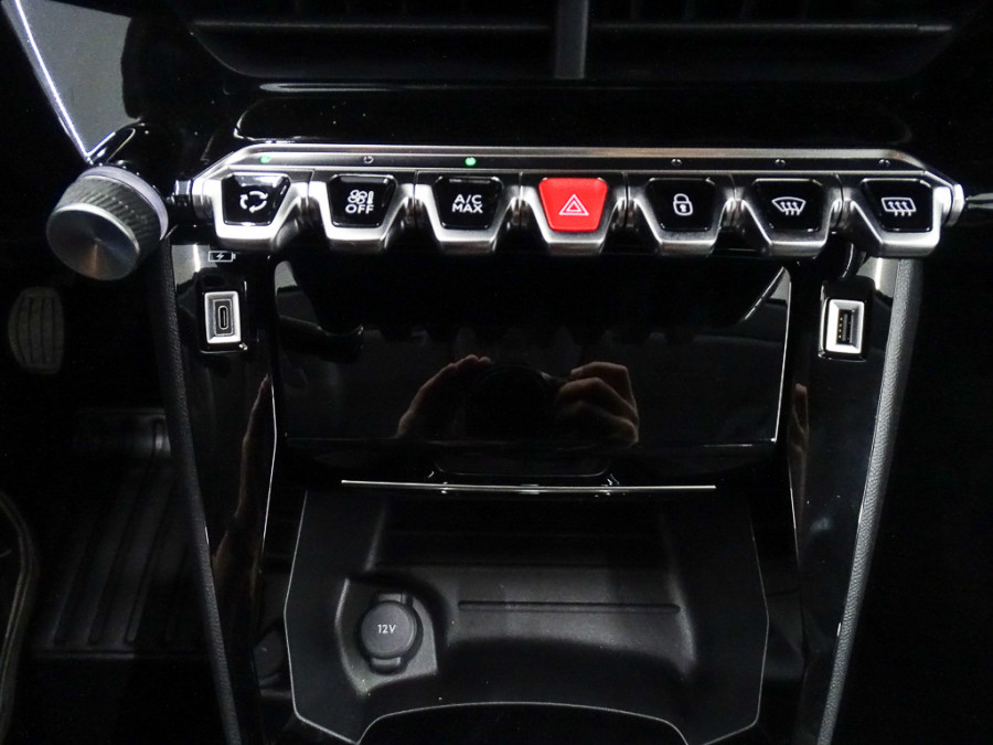 Imagen de Peugeot 208