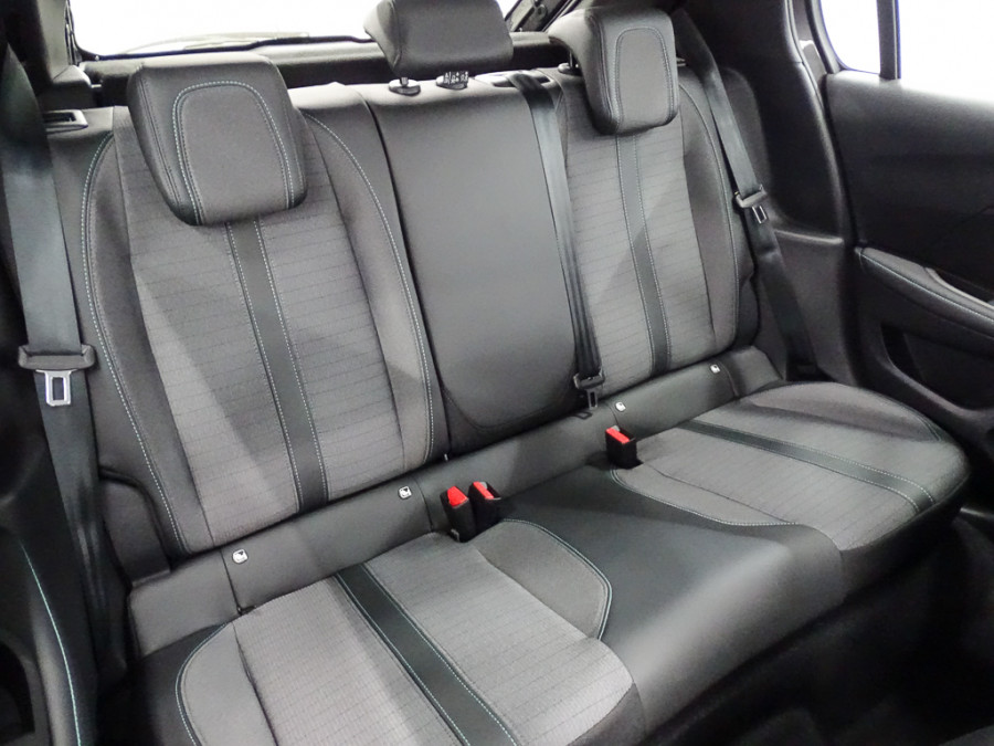 Imagen de Peugeot 208