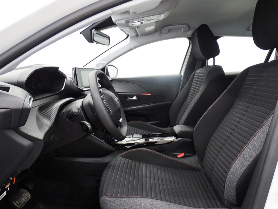 Imagen de Peugeot e-208