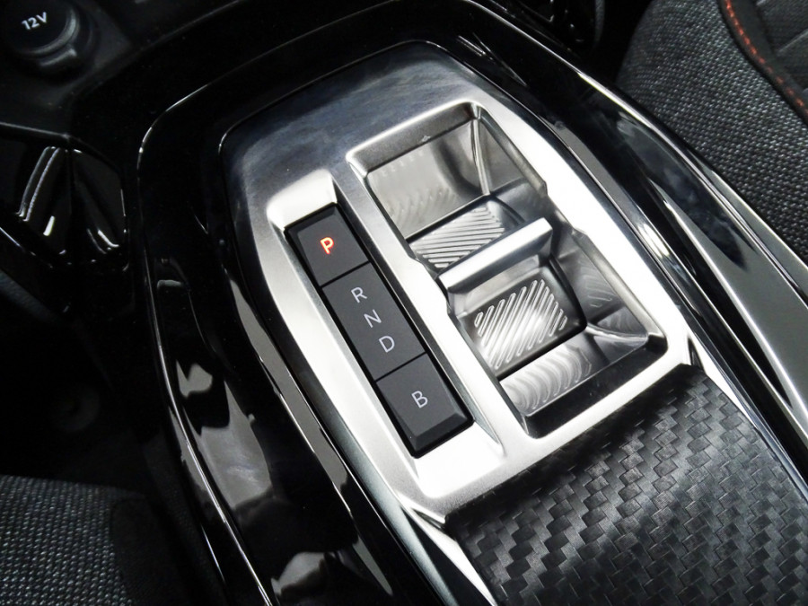 Imagen de Peugeot e-208