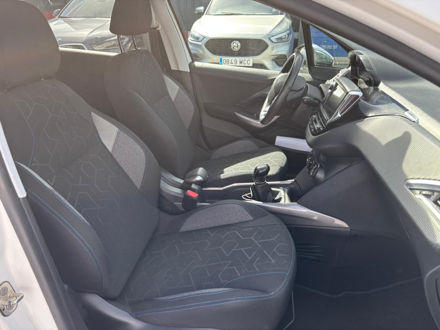 Imagen de Peugeot 2008