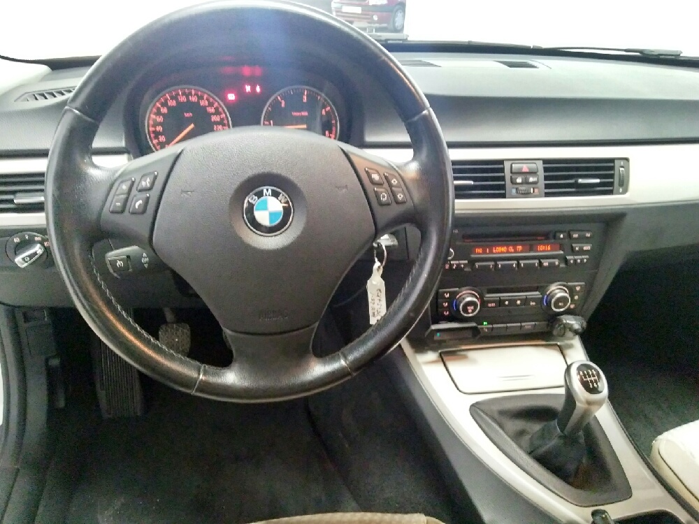Imagen de BMW 318D Touring