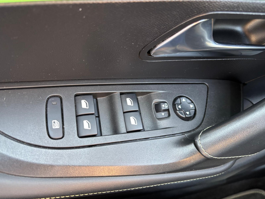 Imagen de Peugeot 2008