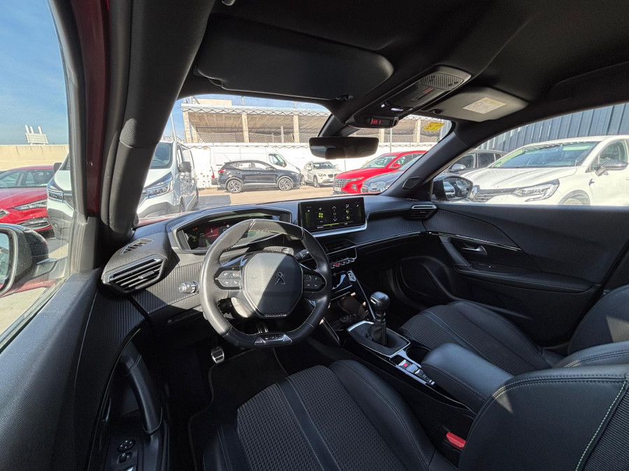 Imagen de Peugeot 2008