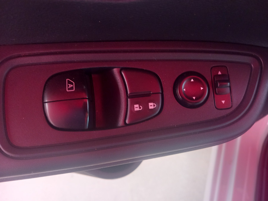 Imagen de NISSAN Micra