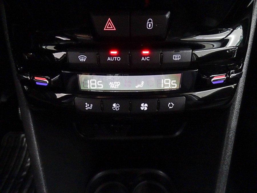 Imagen de Peugeot 2008