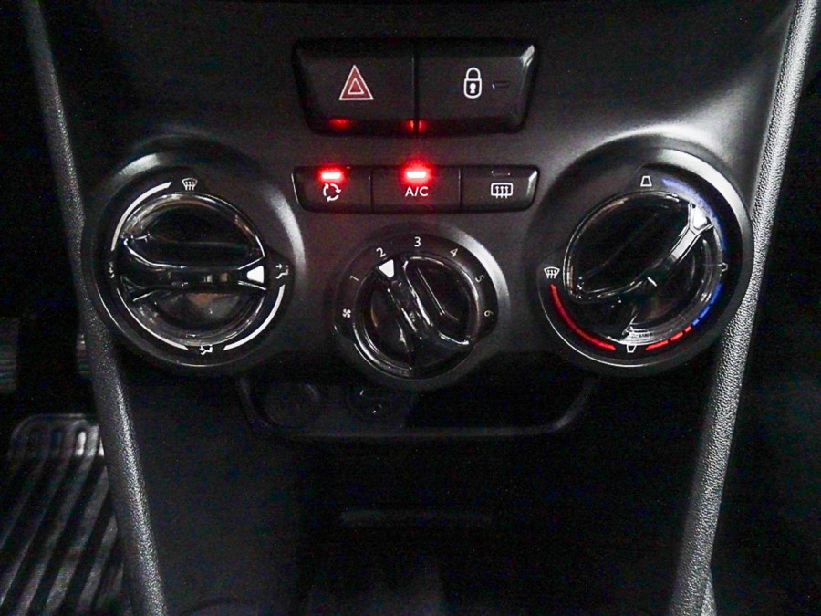 Imagen de Peugeot 208