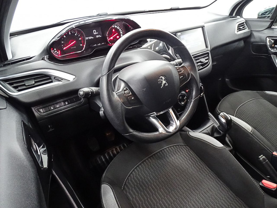 Imagen de Peugeot 208