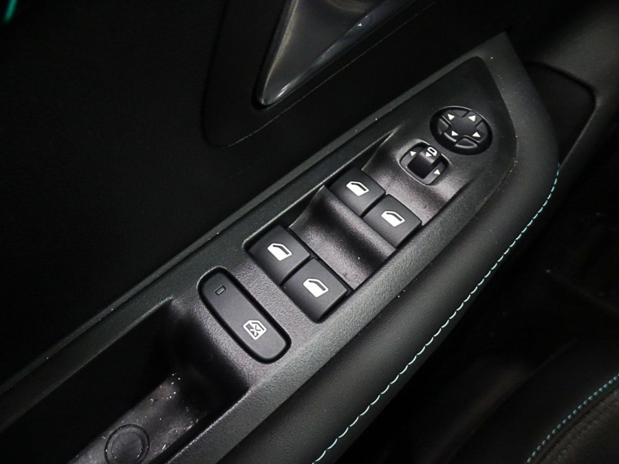Imagen de Peugeot 208