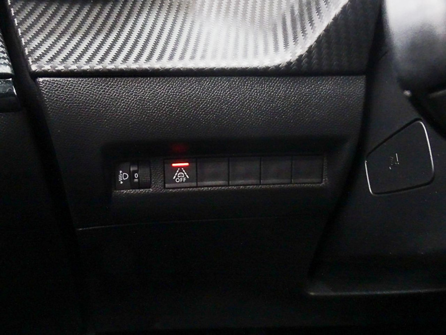 Imagen de Peugeot 208