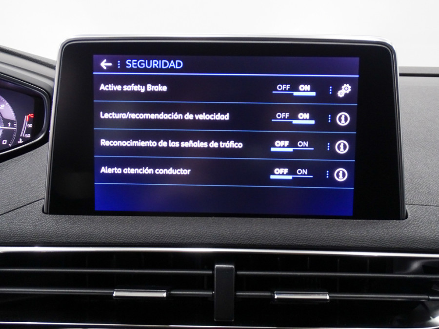 Imagen de Peugeot 3008