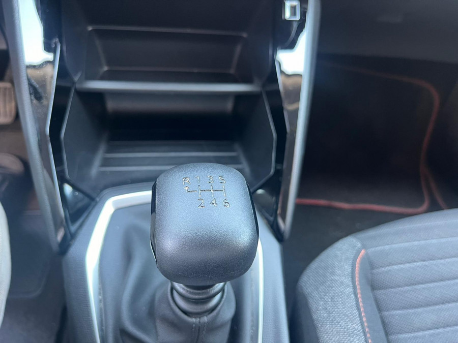 Imagen de Peugeot 2008