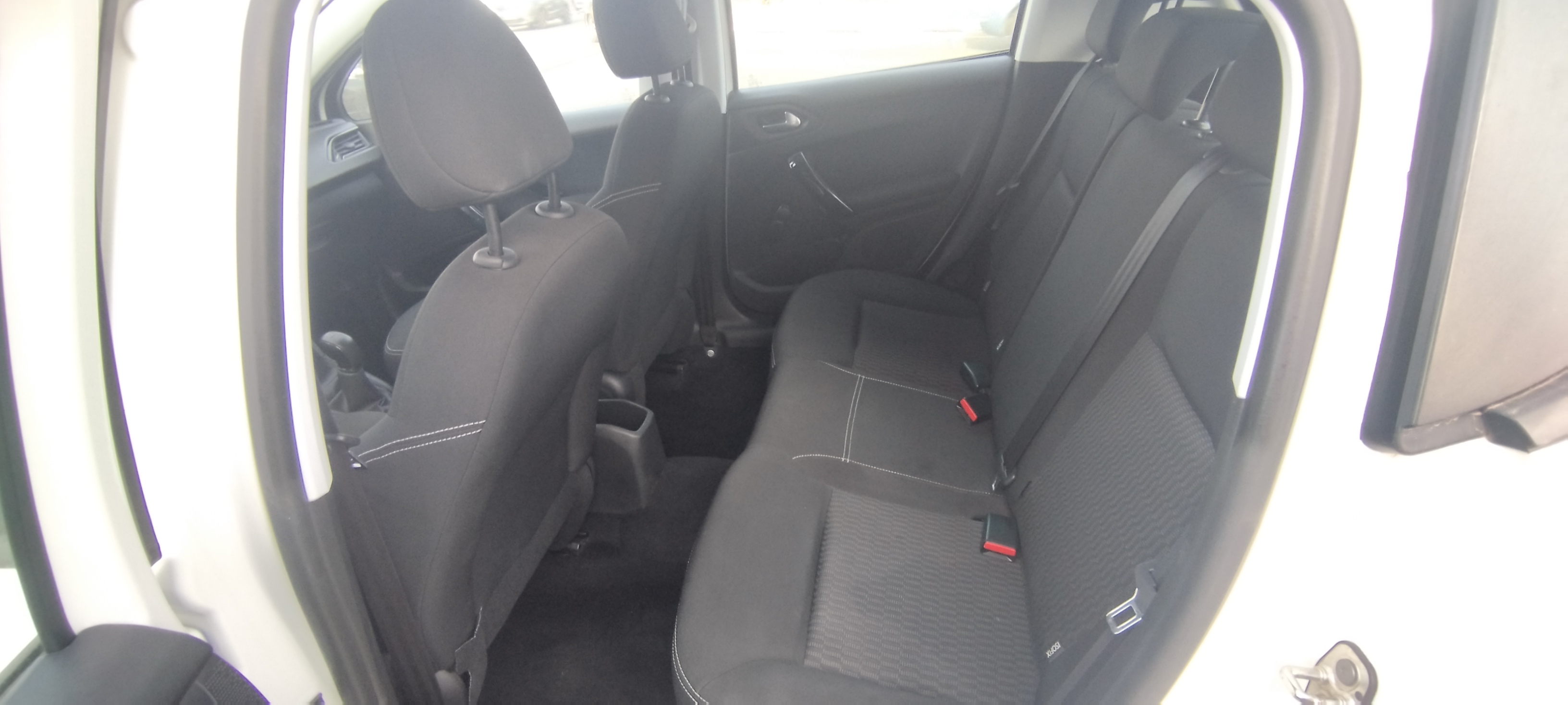 Imagen de Peugeot 208