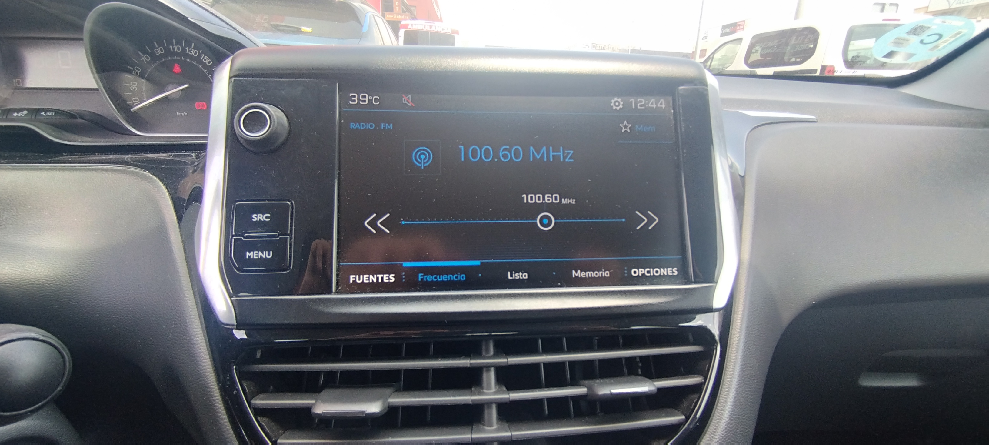 Imagen de Peugeot 208