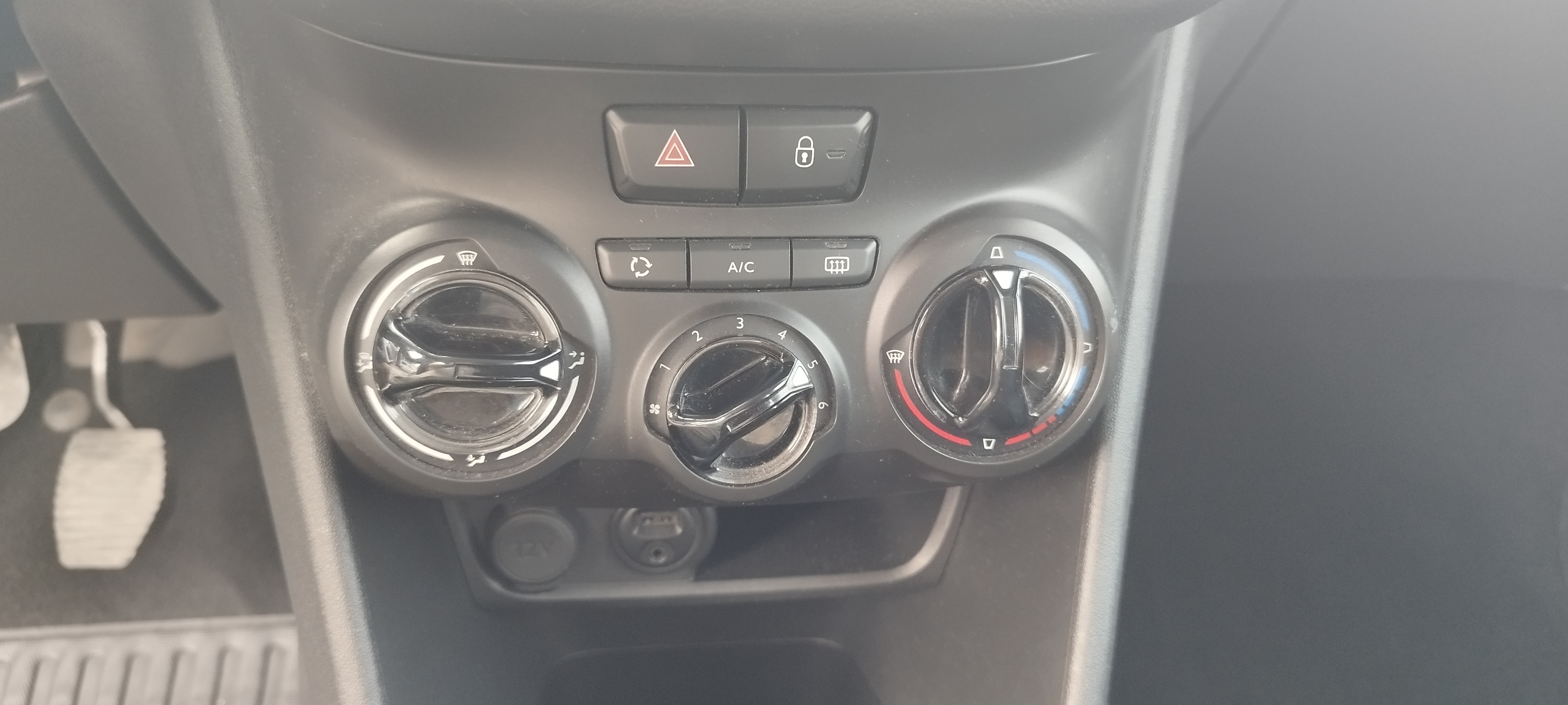 Imagen de Peugeot 208