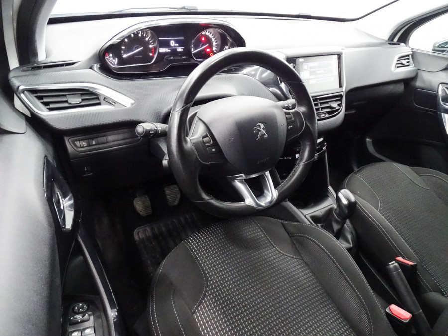 Imagen de Peugeot 208