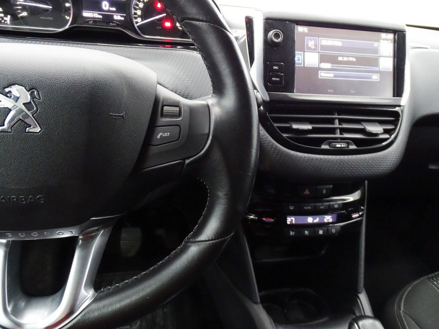 Imagen de Peugeot 208