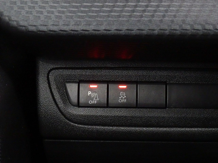 Imagen de Peugeot 208