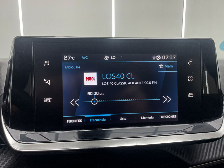 Imagen de Peugeot 2008