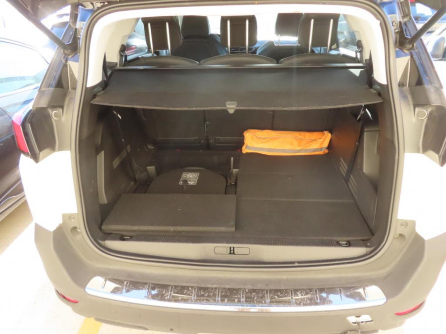 Imagen de Peugeot 5008