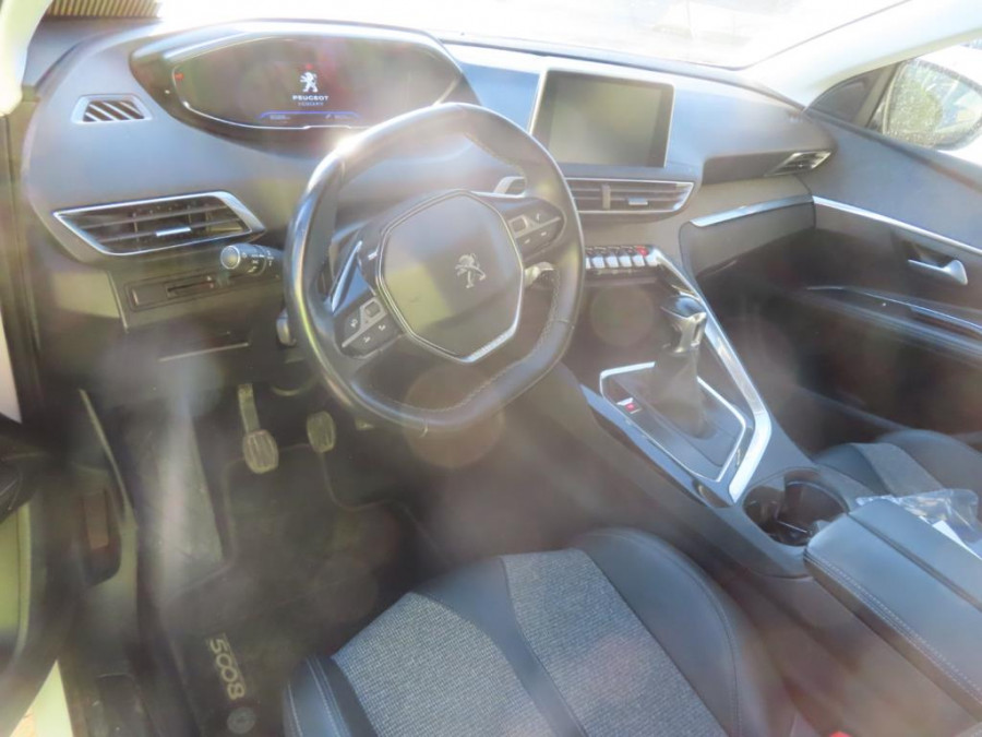 Imagen de Peugeot 5008