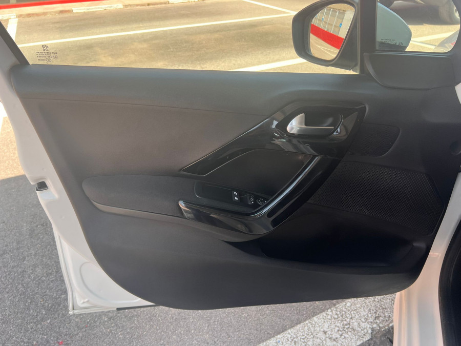 Imagen de Peugeot 208