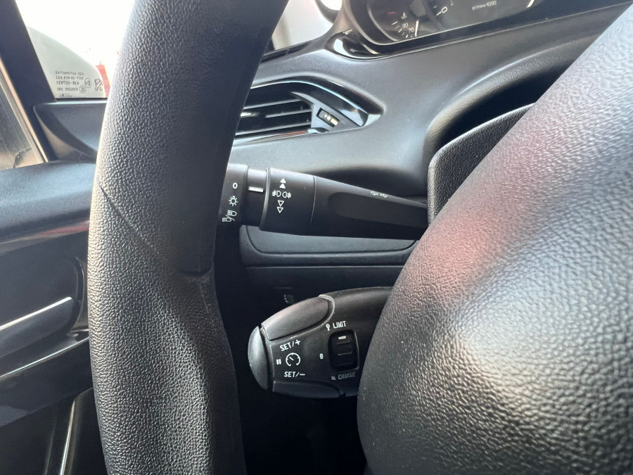 Imagen de Peugeot 208