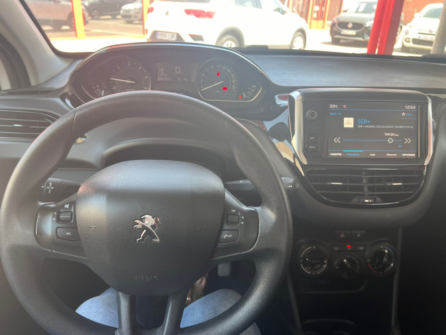 Imagen de Peugeot 208