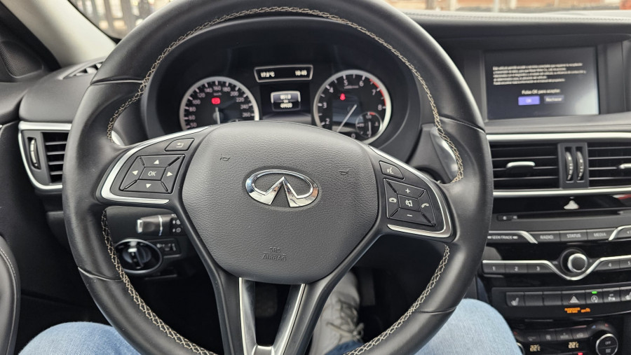 Imagen de Infiniti Q30