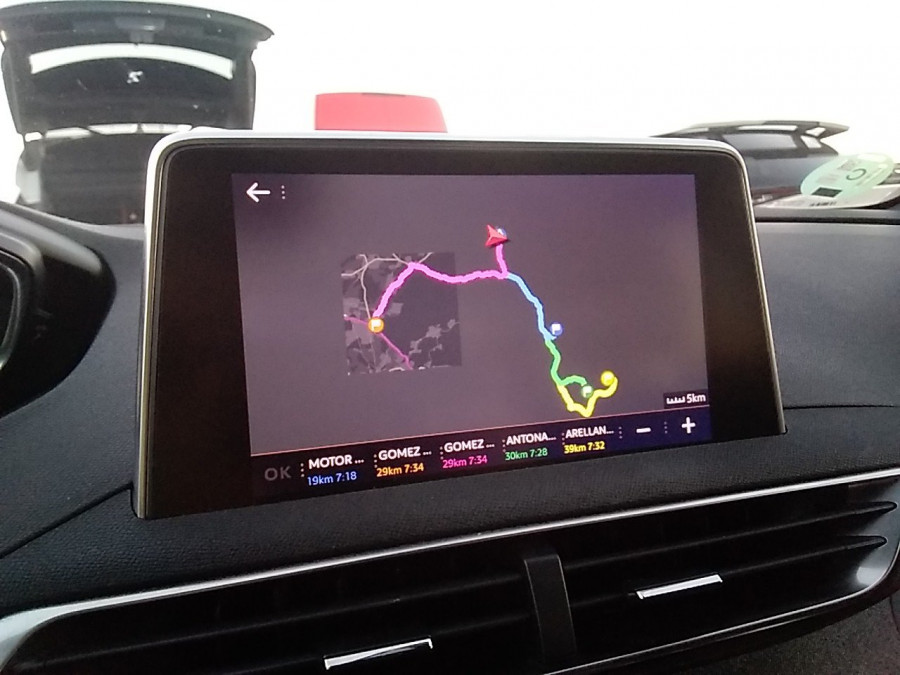 Imagen de Peugeot 5008