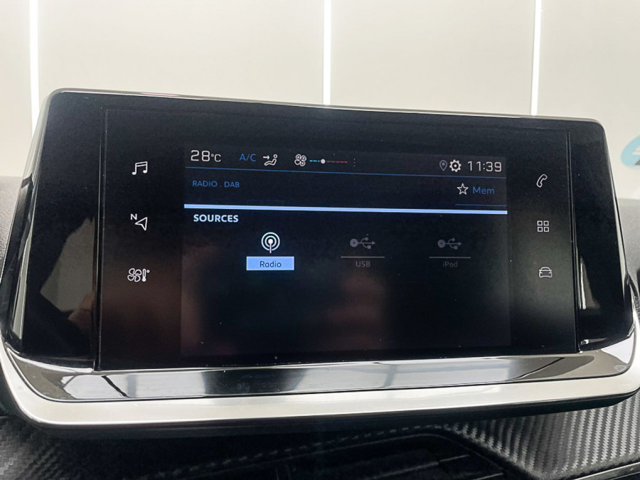 Imagen de Peugeot 208