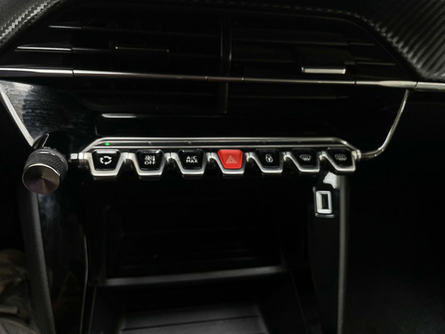 Imagen de Peugeot 208