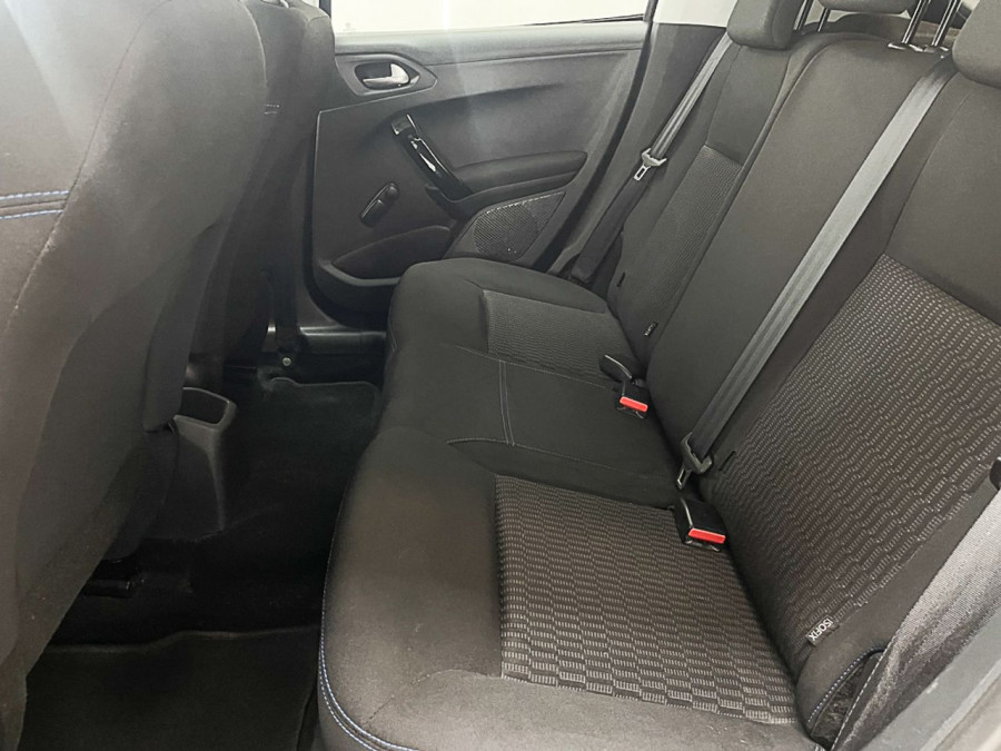 Imagen de Peugeot 208
