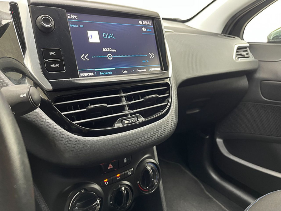 Imagen de Peugeot 208