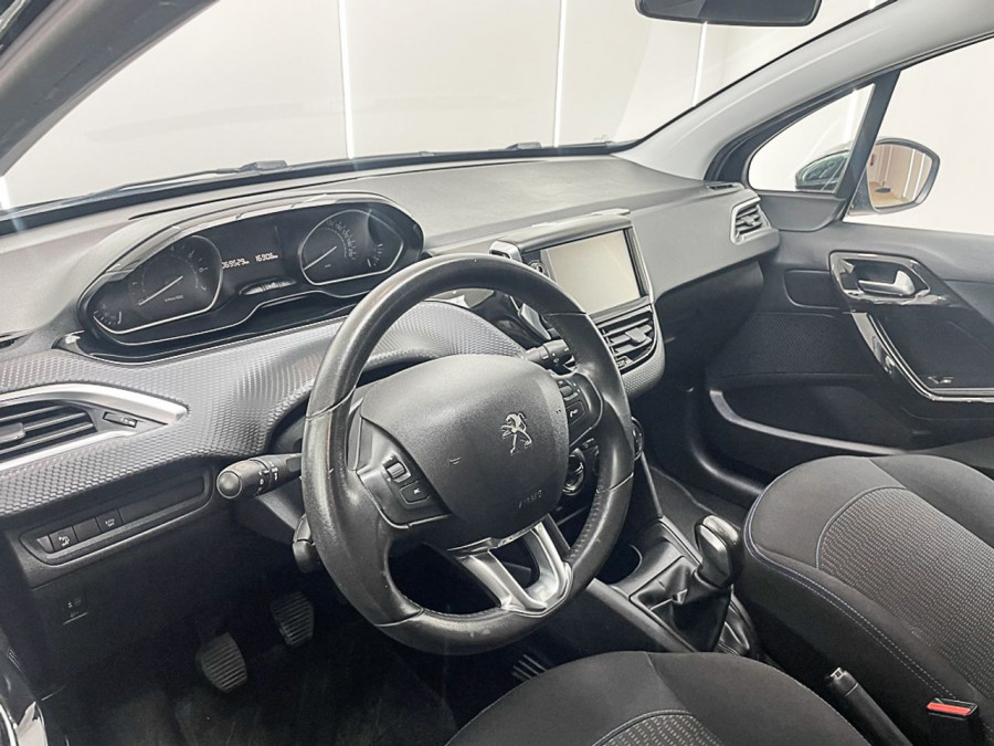 Imagen de Peugeot 208