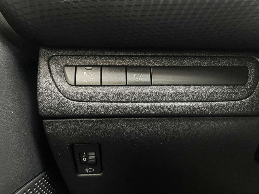 Imagen de Peugeot 208