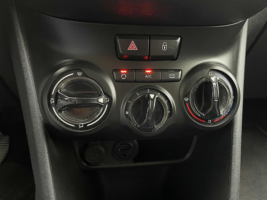 Imagen de Peugeot 208