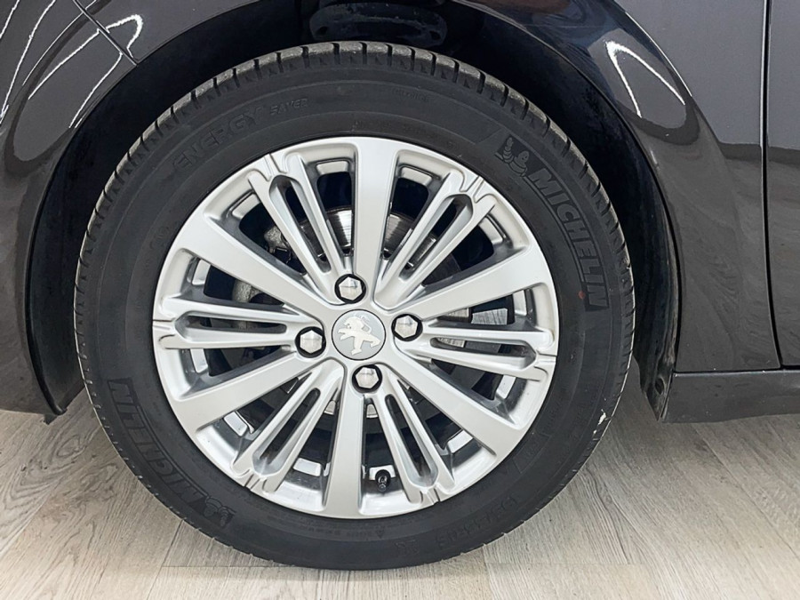 Imagen de Peugeot 208