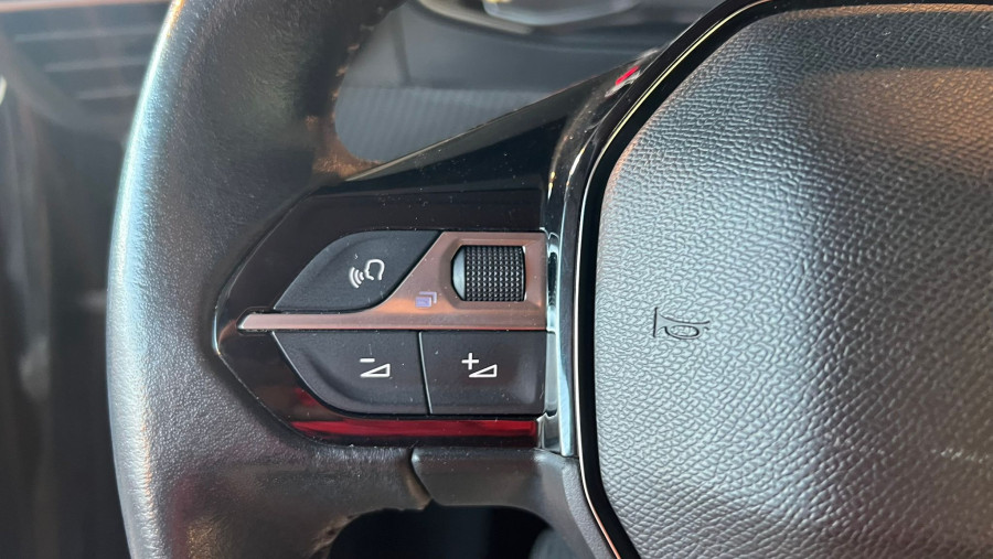 Imagen de Peugeot 208