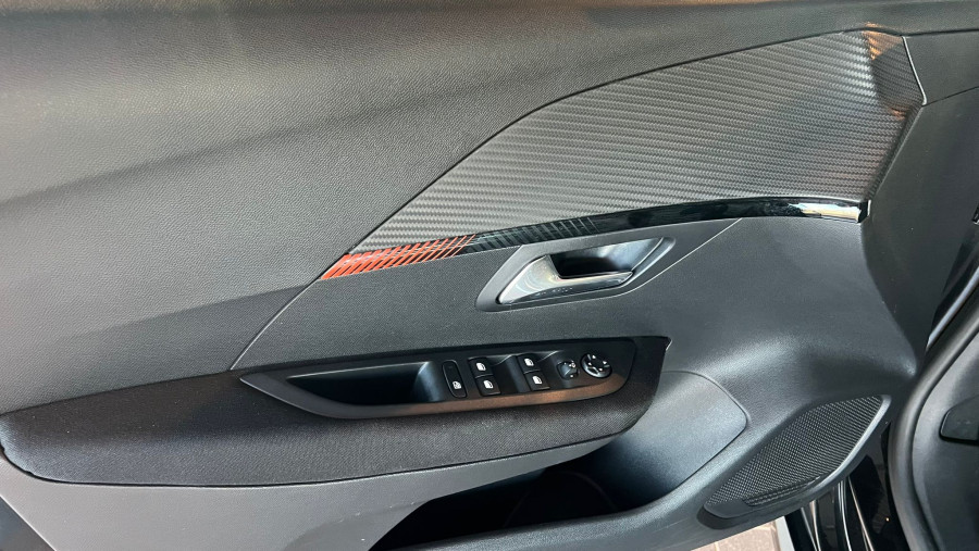 Imagen de Peugeot 208