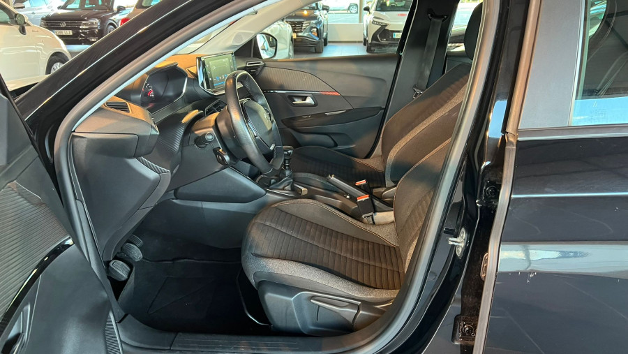 Imagen de Peugeot 208