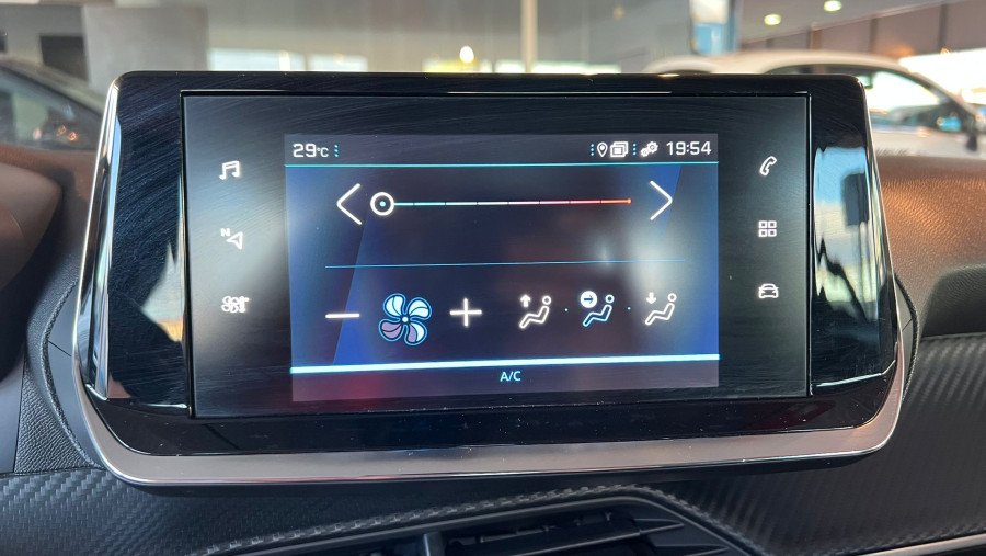 Imagen de Peugeot 208