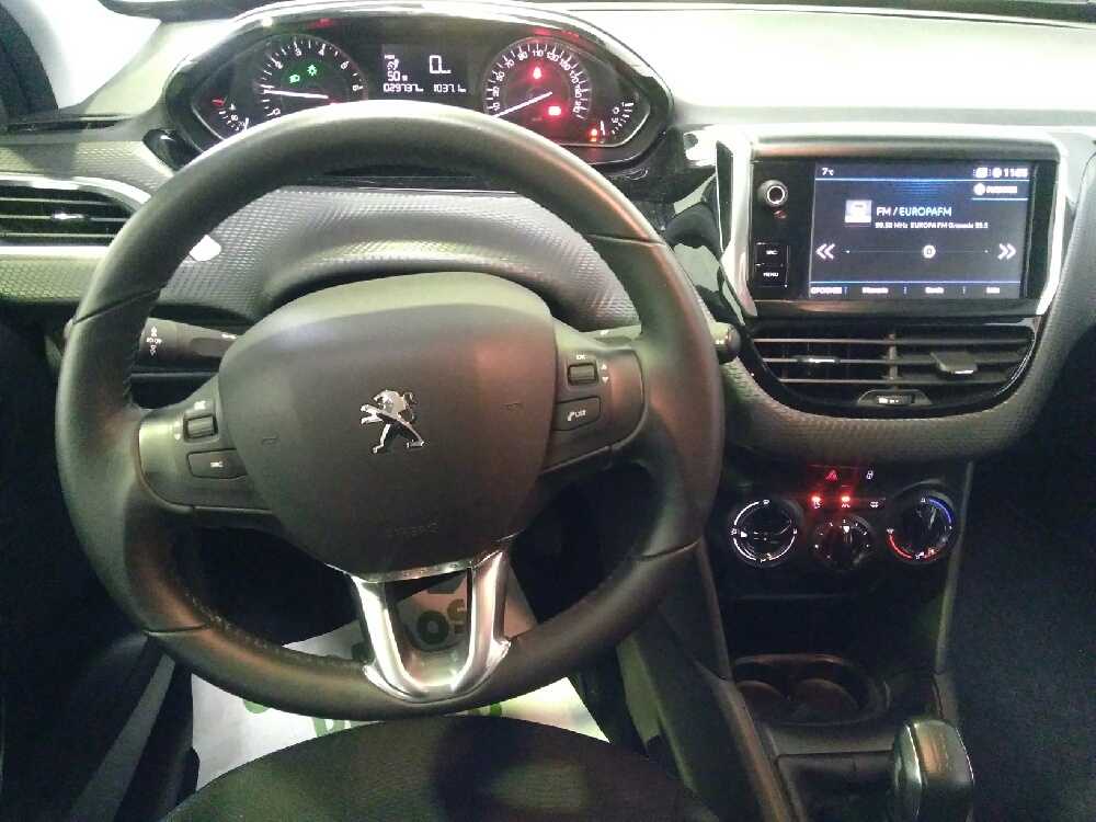 Imagen de Peugeot 208 style